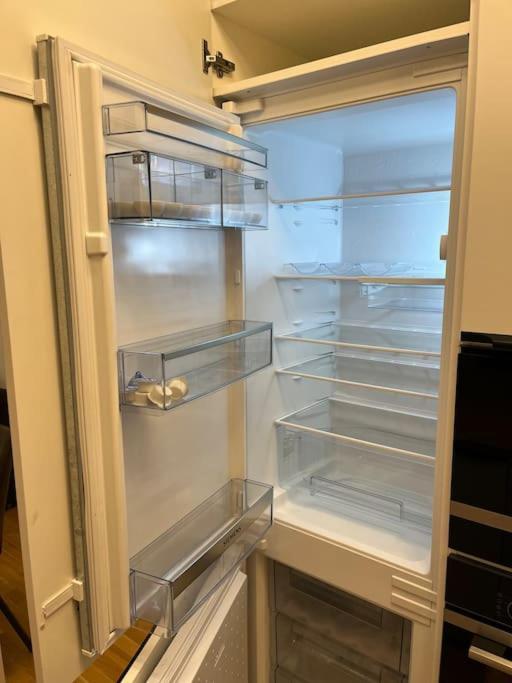 Apartman Holesovice,Balkon,Garaz Praga Esterno foto